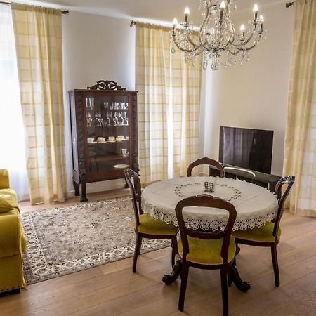 Appartamento Apartman Lesni Pramen Mariánské Lázně Esterno foto